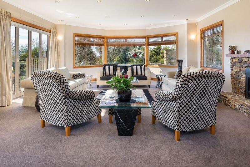 Aldaha Luxury Accommodation Blenheim Exterior foto